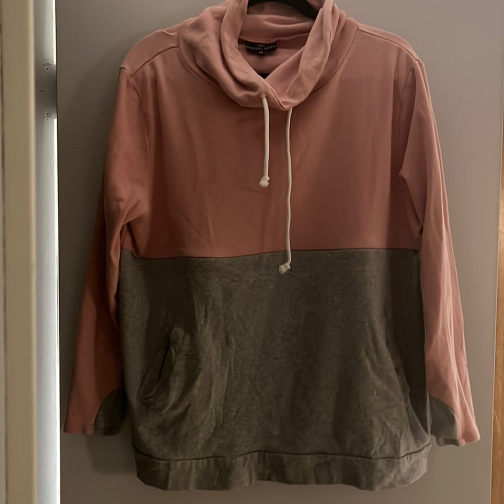 NURSING QUEEN 1X NURSING SWEATSHIRT PULLOVER - COLORBLOCK PINK/GRAY